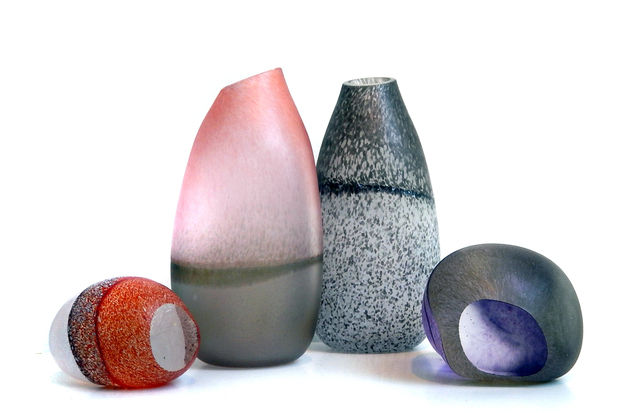 Big_craft2eu_meech_pebble_vases1384w